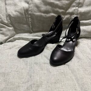 Matt&Nat Black Heels